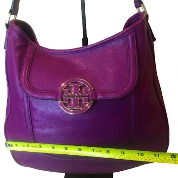 TORY BURCH Amanda Hobo Purple Tumbled Leather Front Pocket Oversized Bag - Picture 9 of 17